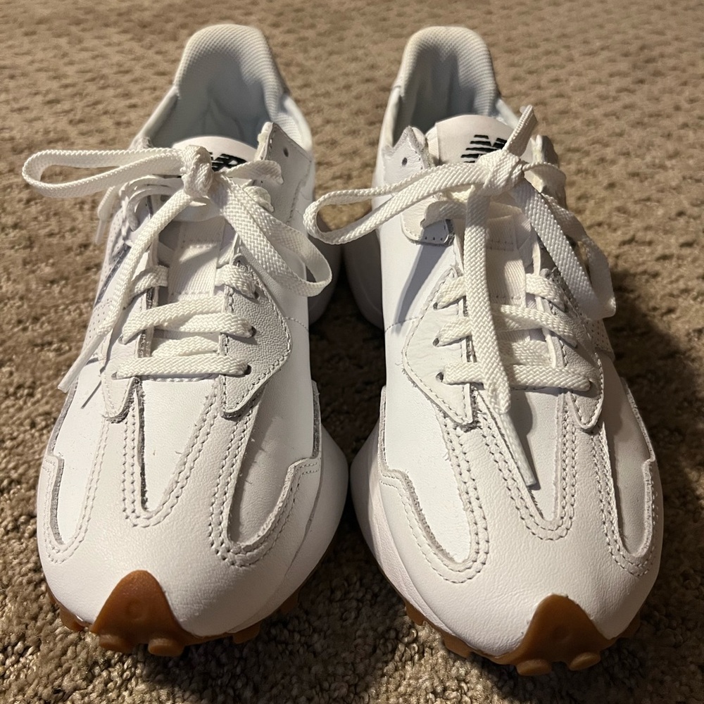 New Balance 327 - Size 6 - Never worn - white leather